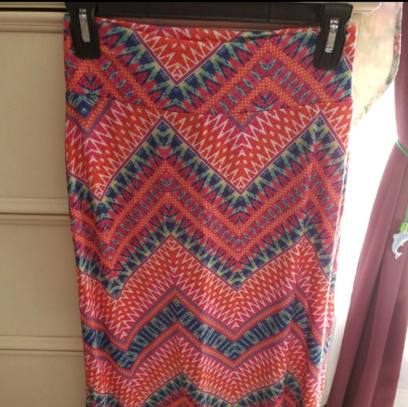 Kids size Maxi skirt - Picture 1 of 3